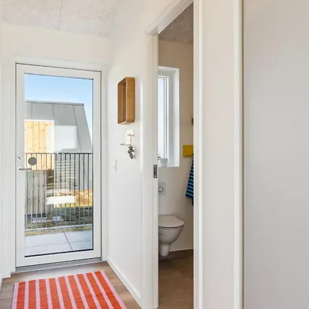 1135 Hébergement de vacances *